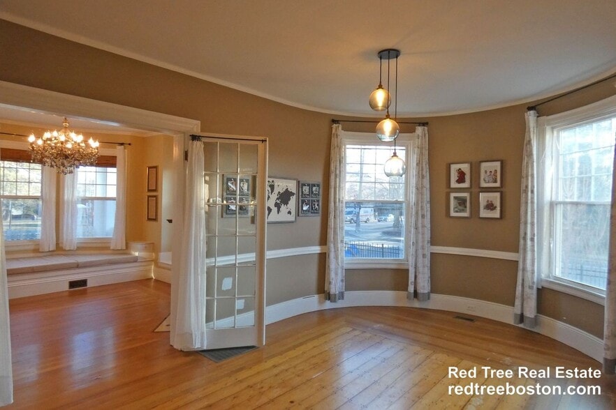 Building Photo - 108 Walnut St