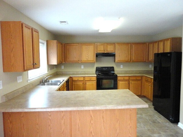Building Photo - 1041 Kings Mountain Ln
