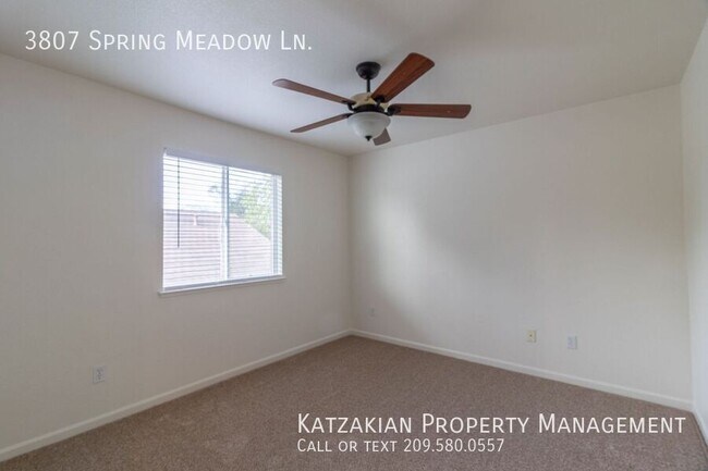 Building Photo - 3807 Spring Meadow Ln