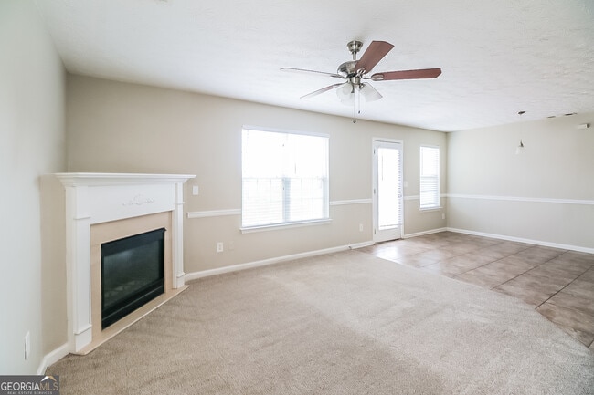 Building Photo - 415 Parkside Way