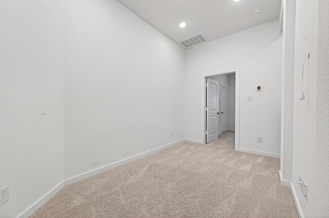 Building Photo - 16518 Texas Hill Country Rd