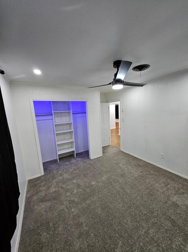 Building Photo - 3113 Tulip St