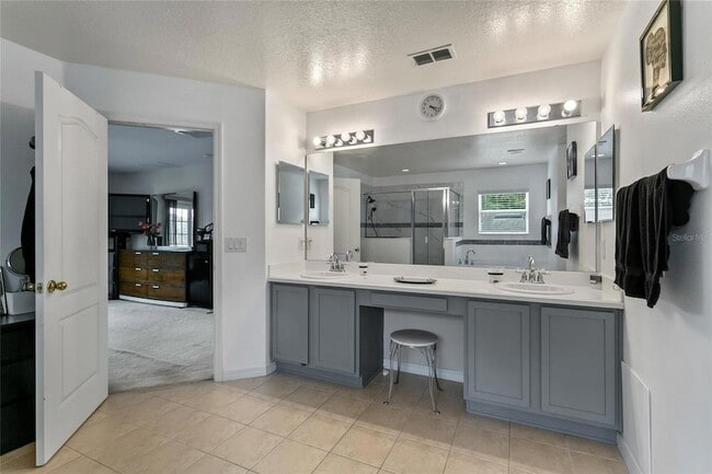 Building Photo - 913 Dorset Pl