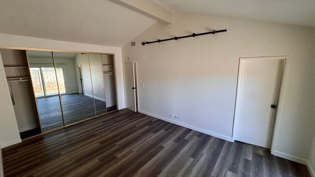 Building Photo - North Tustin Single-Story 2BD/2BA Rear Unit – Large Yard + Garage!