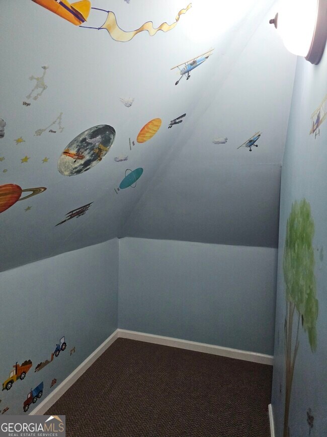 Building Photo - 185 Rock Hill Dr