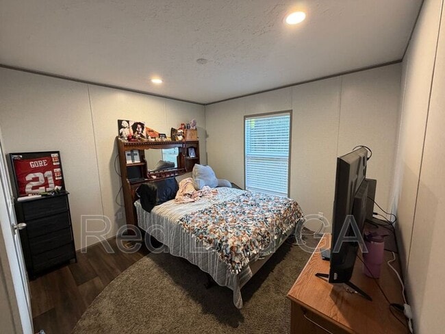 Building Photo - 2944 Jones Chapel Rd