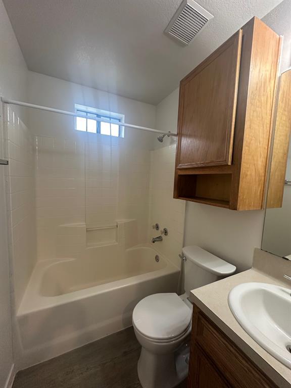 Building Photo - 401 Ave T