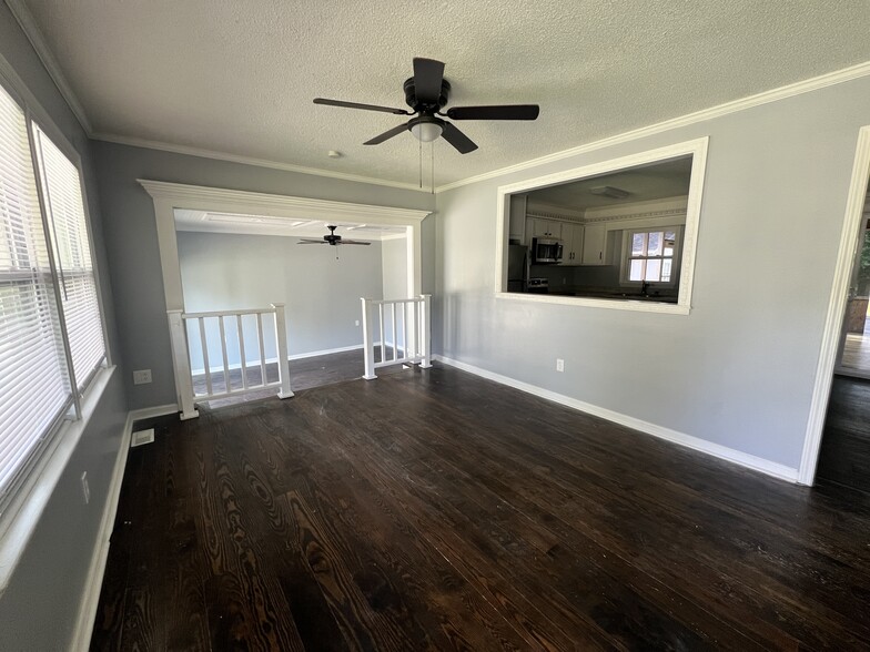 Building Photo - 109 Shearin Hills Dr
