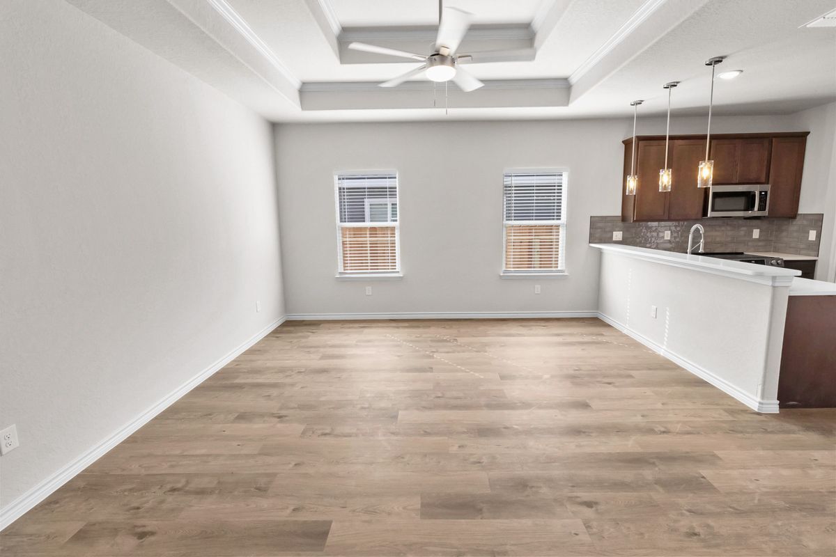 Building Photo - 804 W Huntington St