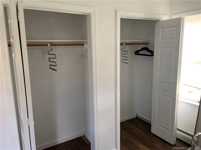 Building Photo - 9 Beech St