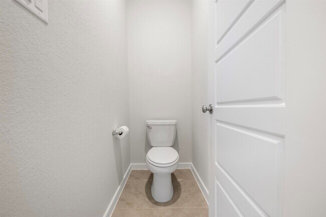 Building Photo - 18719 Chisholm Mdws Dr