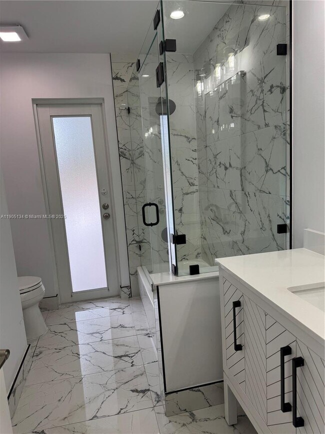 Building Photo - 11811 NW 5th Ct