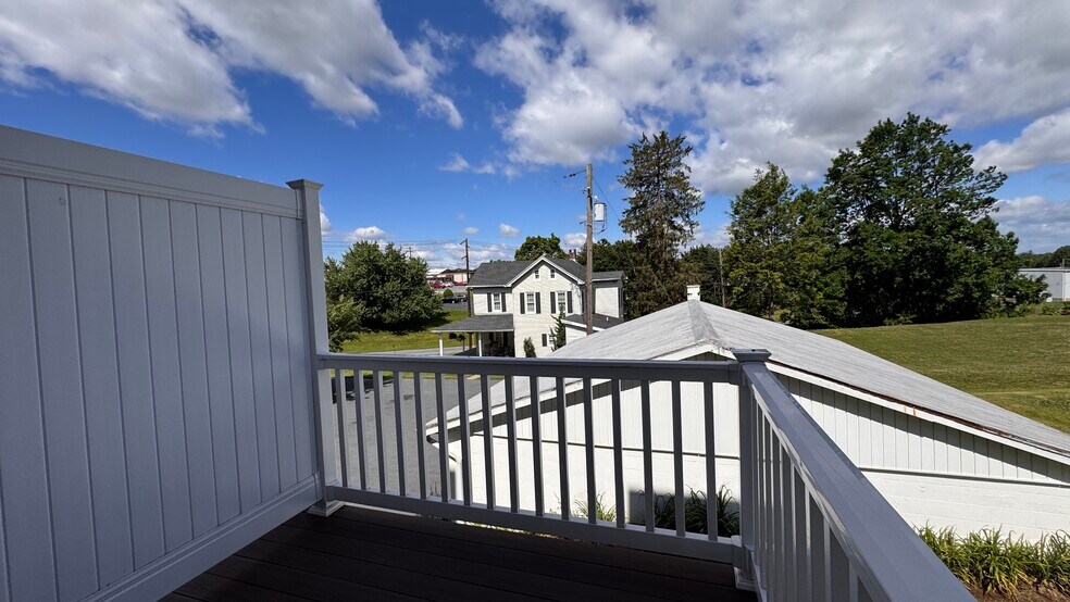 Building Photo - 19 Burk Ct