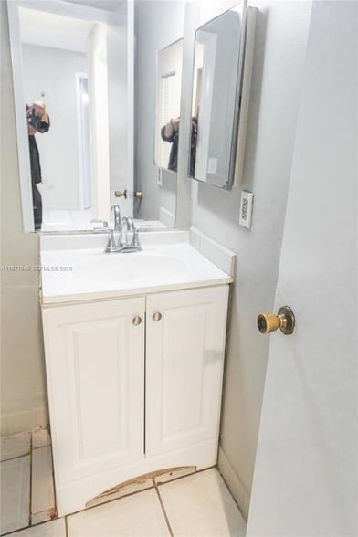 Building Photo - 8480 SW 154th Cir Ct