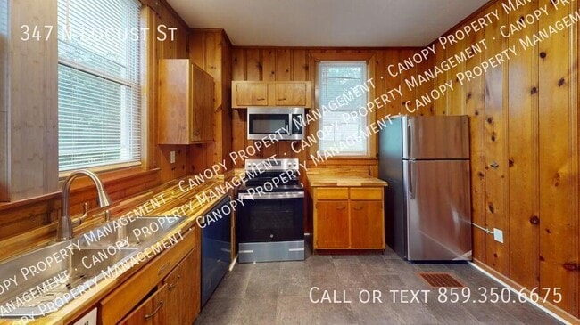 Building Photo - 347 N Locust St