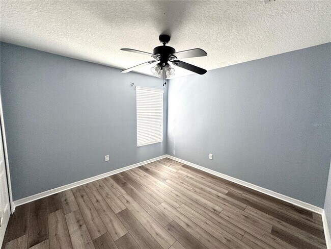 Building Photo - 2120 Song Sparrow Ct