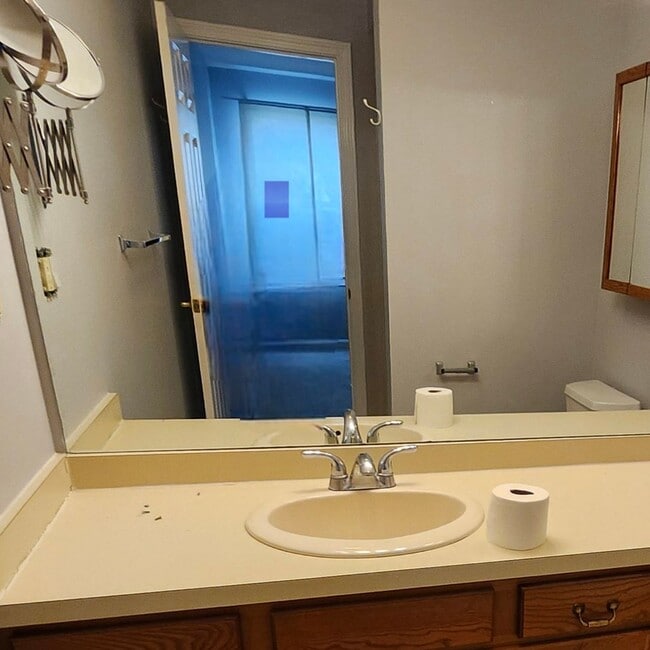 Building Photo - 14 Shoal Creek Rd