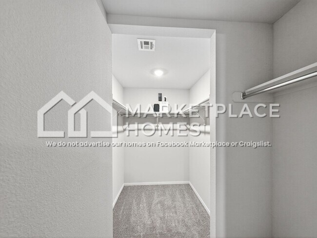 Building Photo - 23198 S Mae Dr