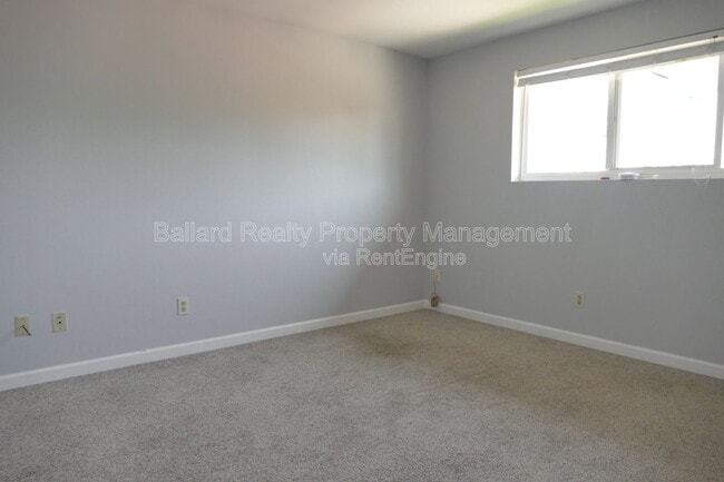 Building Photo - 1476 NW 70th St