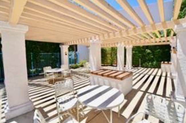 Building Photo - Rancho Del Mar Townhome in Central Temecul...