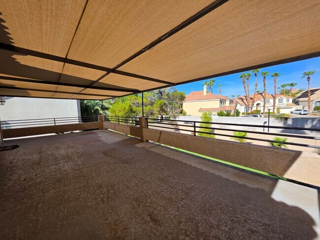 Building Photo - Spacious Home in the Heart of Green Valley