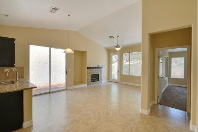 Building Photo - 7649 Sierra Paseo Ln