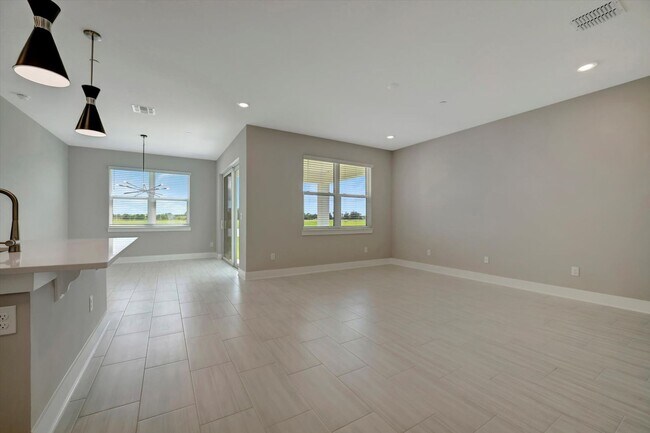 Building Photo - 112 Seagrass Isle
