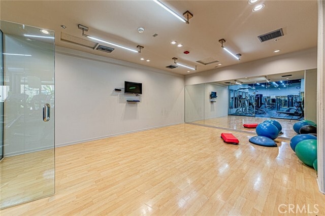 Building Photo - 133 The Promenade N