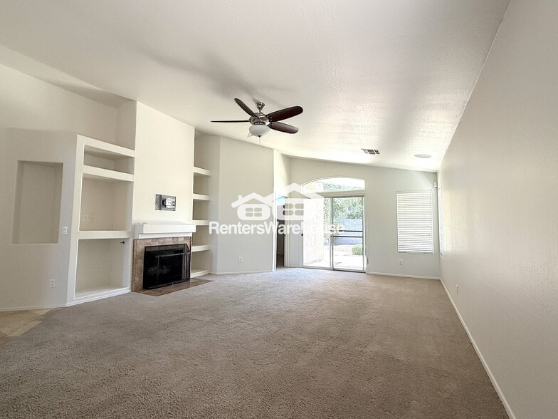 Building Photo - 8757 E Avalon Dr