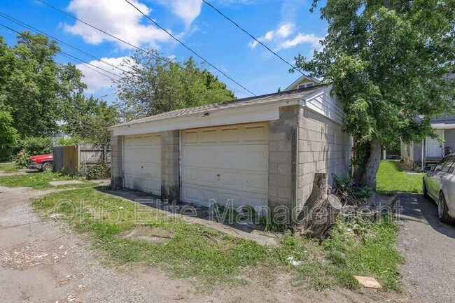 Building Photo - 43 N Chase Ave