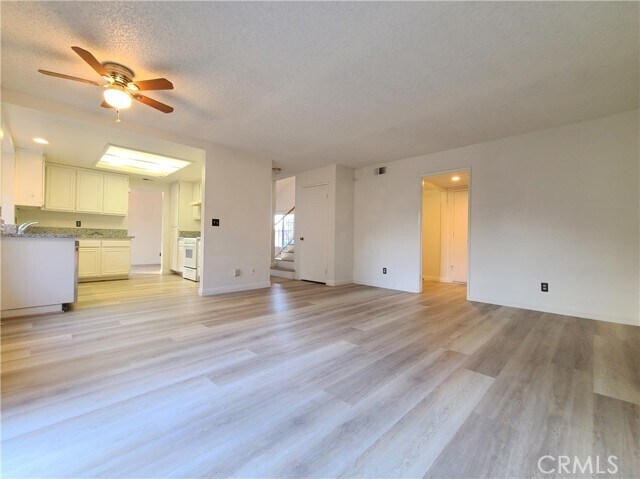 Building Photo - 1734 Sunnypark