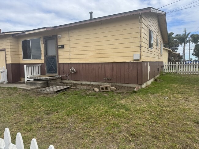 Building Photo - 11300 Pajaro St