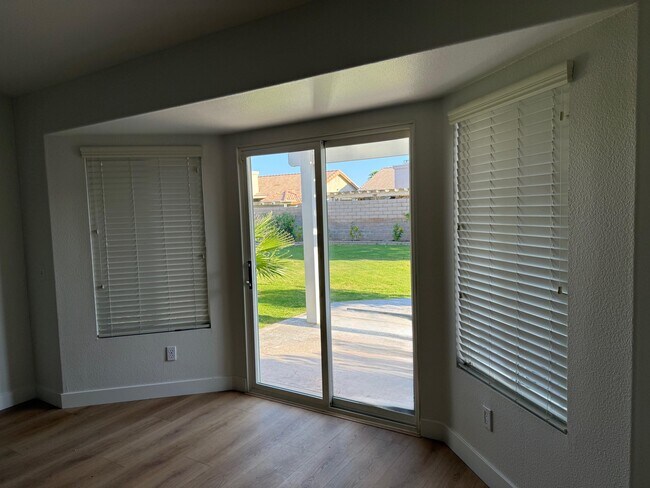 Building Photo - 78795 W Harland Dr