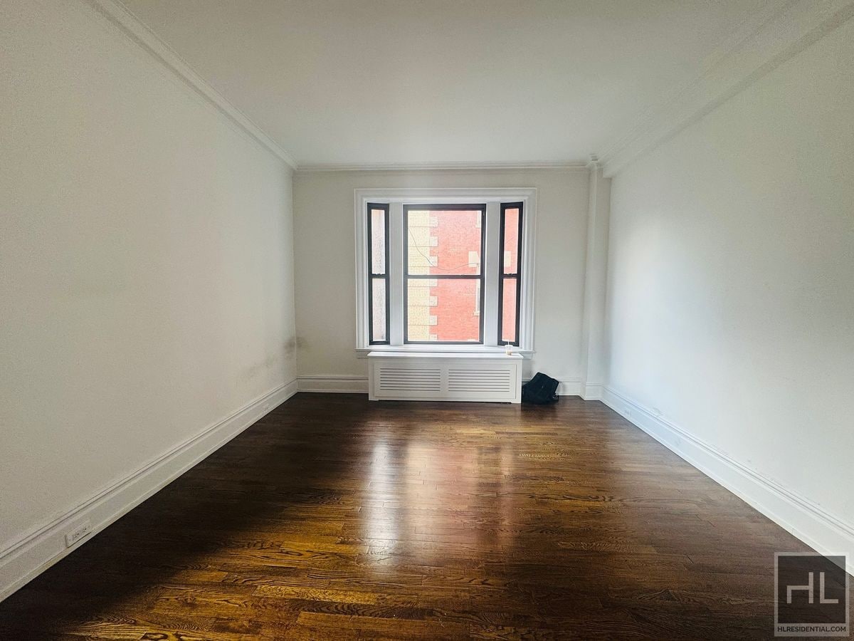 Building Photo - WEST 72 STREET