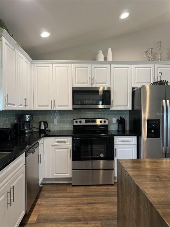 Building Photo - 23 NW 8th Pl