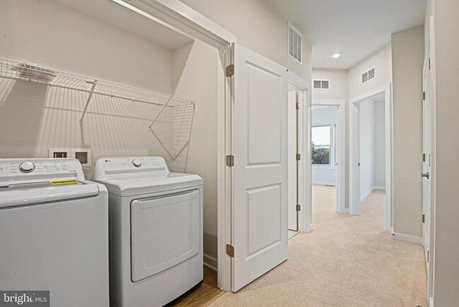 Building Photo - 2172 Glacier Rd