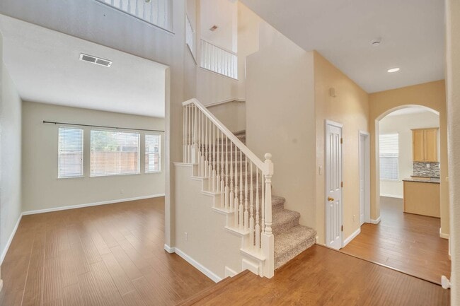 Building Photo - 9261 Herbon Way