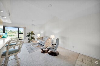 Building Photo - 5625 Trailwinds Dr
