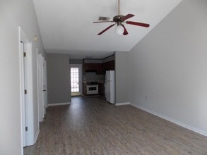 Building Photo - 140 Lanier Dr