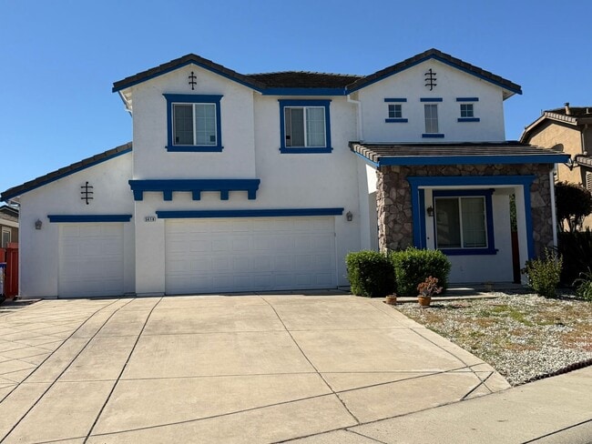 Building Photo - AVAILABLE NOW! LEASE TODAY! 4 Bedroom 3 Bath Elk Grove Home with Bonus Room!