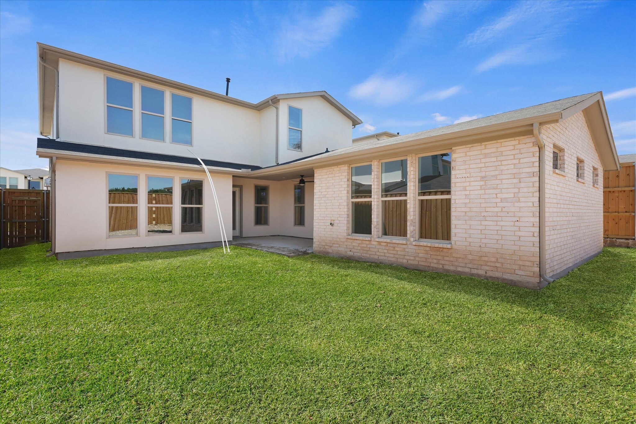 Building Photo - 3792 Wenatche Dr