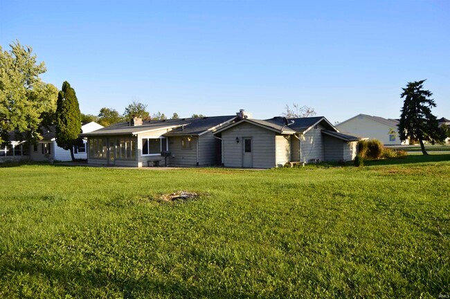 Building Photo - 805 Candlewood Way