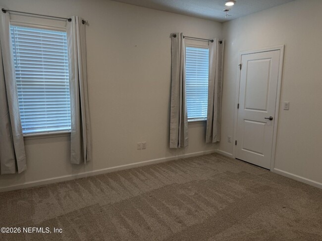 Building Photo - 43 Thurnham Ln