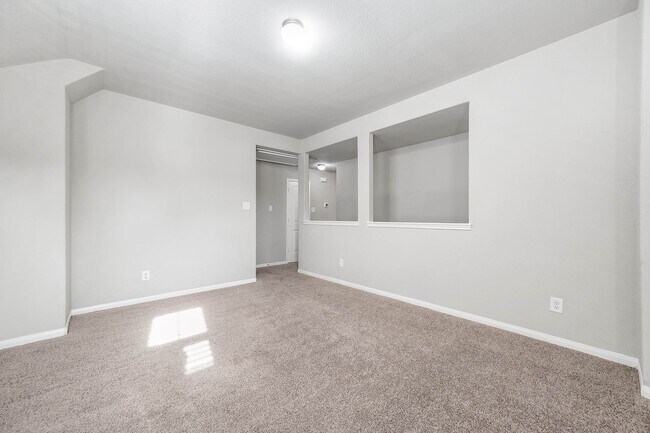 Building Photo - 5130 Wolgan Lake Ct