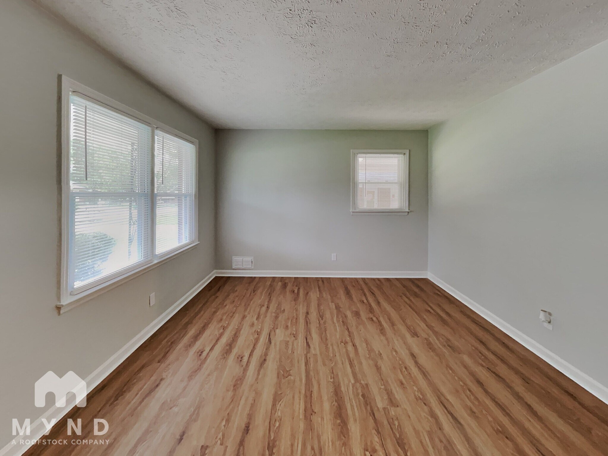 Building Photo - 1590 Bagpipe Pl