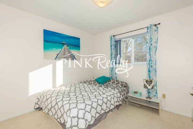 Building Photo - 1890 Chamberlin S