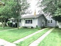 Building Photo - 204 Barr Ave