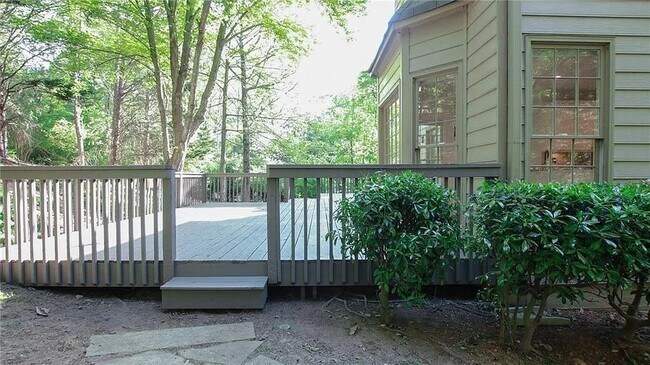 Building Photo - 5055 Mallory Ct