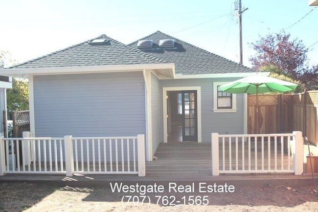 Building Photo - 112 Bodega Ave