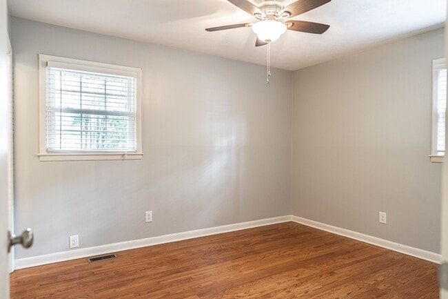 Building Photo - 160 W Delaware Ave